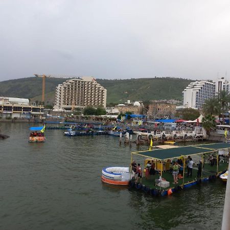 יחידת אירוח בבית ורדי Tiberias Exterior foto
