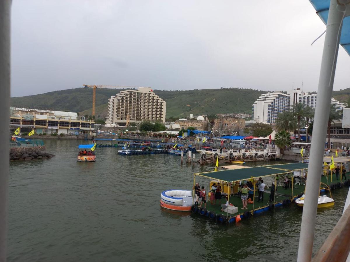 יחידת אירוח בבית ורדי Tiberias Exterior foto