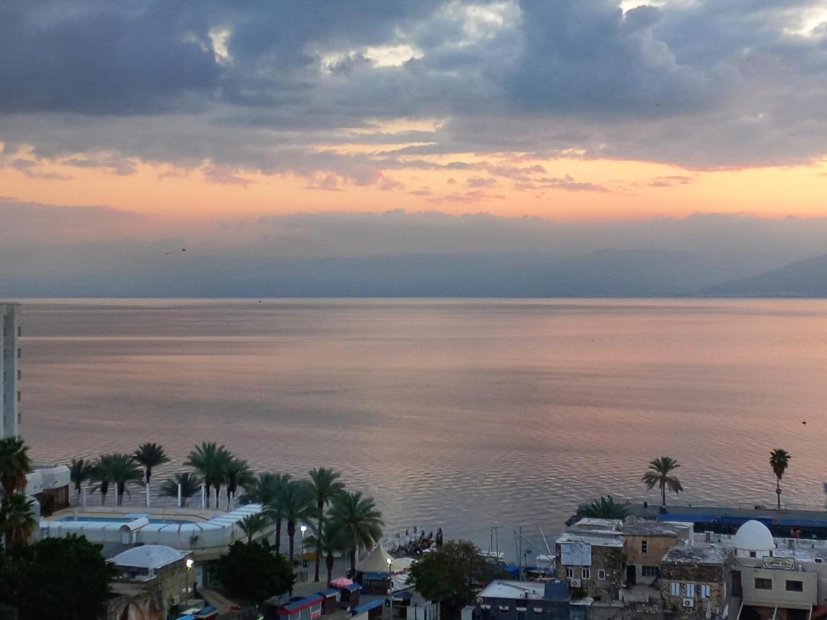 יחידת אירוח בבית ורדי Tiberias Exterior foto