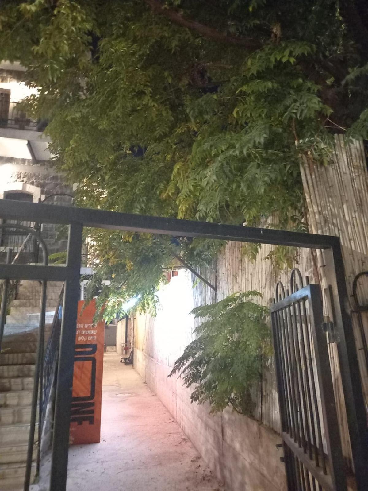 יחידת אירוח בבית ורדי Tiberias Exterior foto
